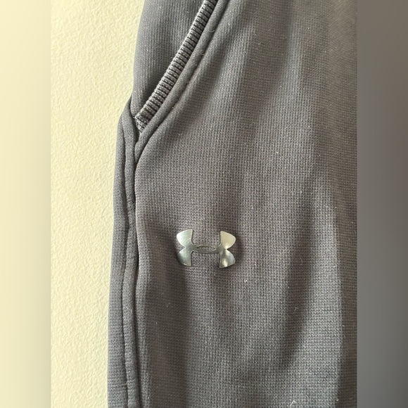 Under Armour Black Athletic Pants - Picture 3 of 4